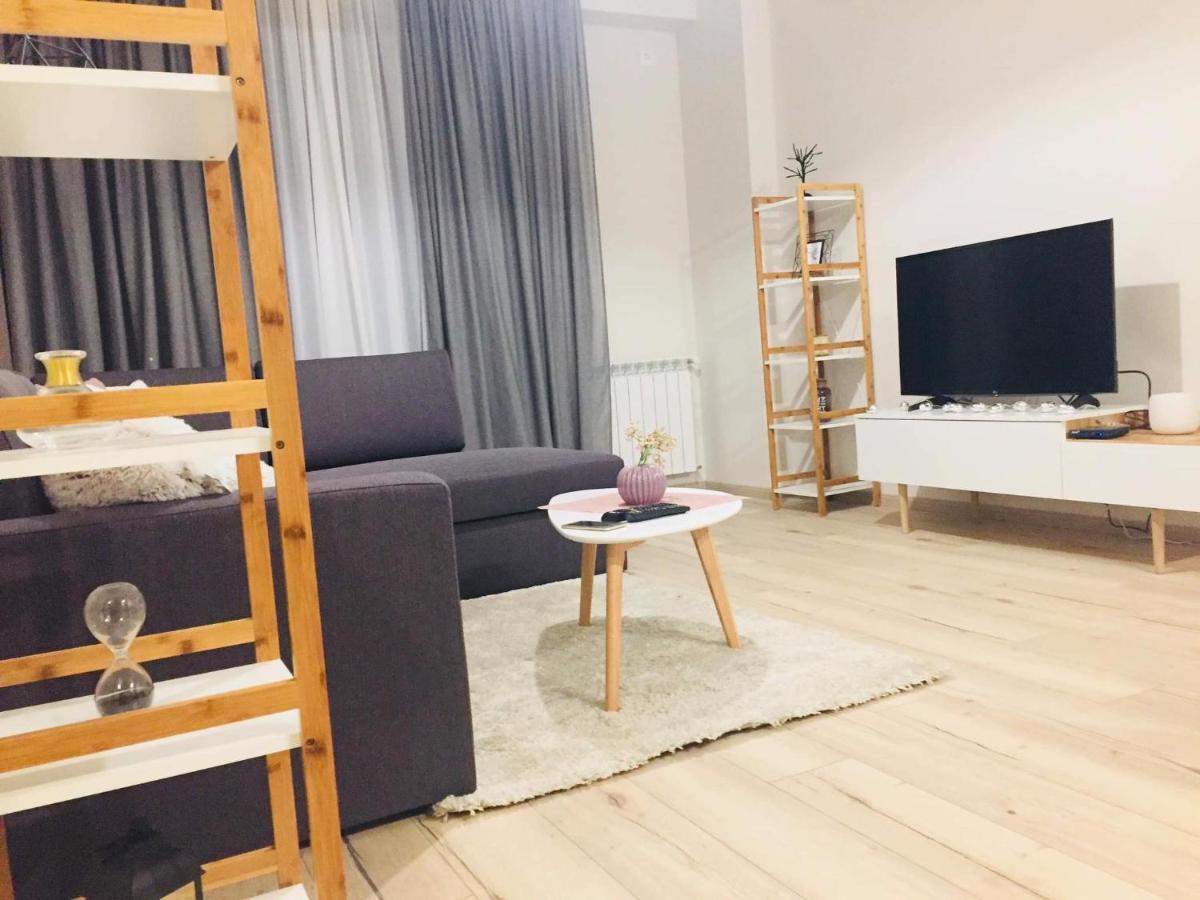 Sol'S M2 White Modern Apartments Tbilisi Zewnętrze zdjęcie